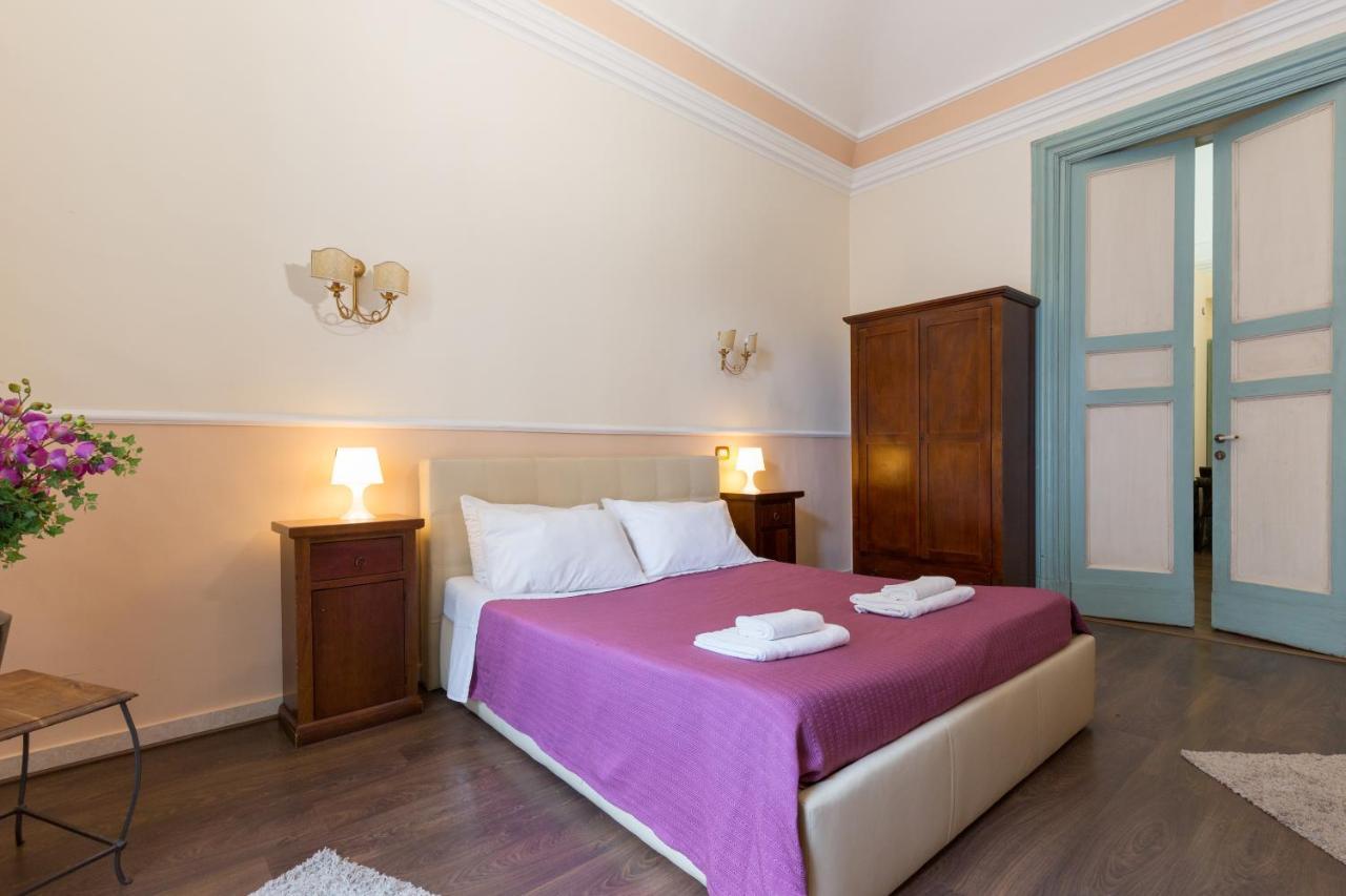 B&B Teatro Bellini Catania Bagian luar foto